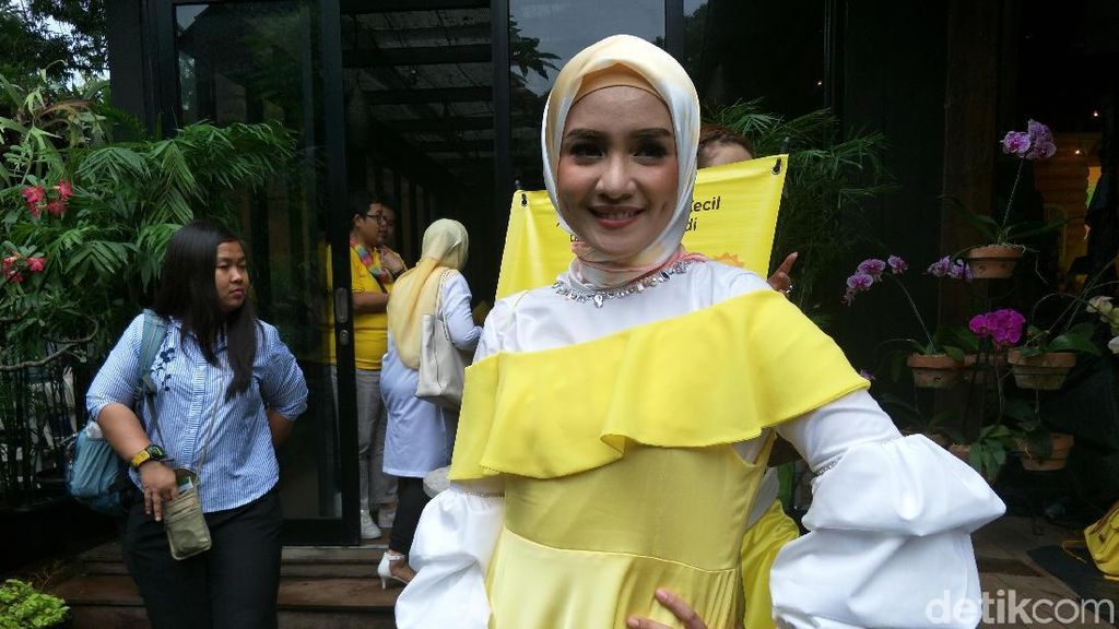 Rahasia Pernikahan Langgeng Intan Nuraini: Panggilan Sayang Penting! Rahasia Pernikahan Langgeng Intan Nuraini: Panggilan Sayang Penting!