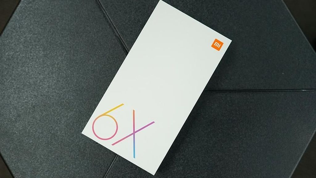 Penampakan Xiaomi Mi 6X yang Hadir Tanpa Jack Audio Penampakan Xiaomi Mi 6X yang Hadir Tanpa Jack Audio