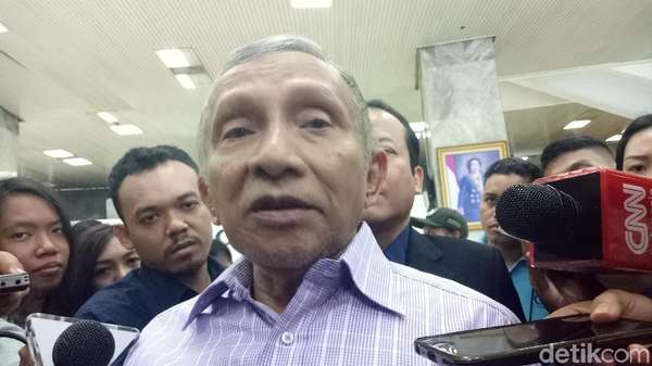 Amien Rais: Umat PAN Emoh Jokowi, Zulkifli Cuma Bersandiwara! Amien Rais: Umat PAN Emoh Jokowi, Zulkifli Cuma Bersandiwara!