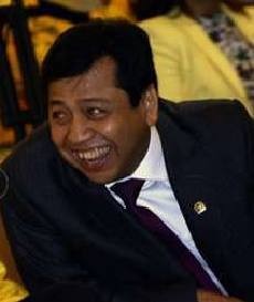 KPK Periksa Setya Novanto Sebagai Saksi Rusli Zainal KPK Periksa Setya Novanto Sebagai Saksi Rusli Zainal