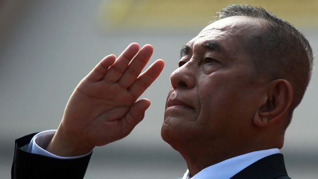 Menhan Sudah Restui Senjata untuk BIN
