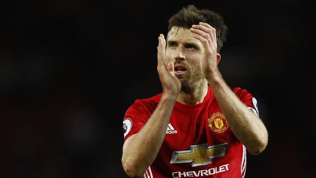 Carrick Batal Pertajam Rekor di Laga Liverpool vs MU