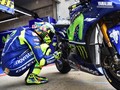 Ritual Jongkok Valentino Rossi: Saya Tak Bicara dengan Motor