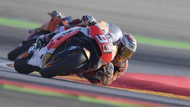 Marquez Juara MotoGP Australia, Rossi Finis Kedua