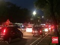 Jelang Pesta Rakyat Anies-Sandi, Warga Padati Balai Kota