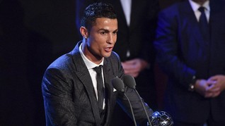 Pelatih Timnas Brasil Pilih Ronaldo Ketimbang Neymar