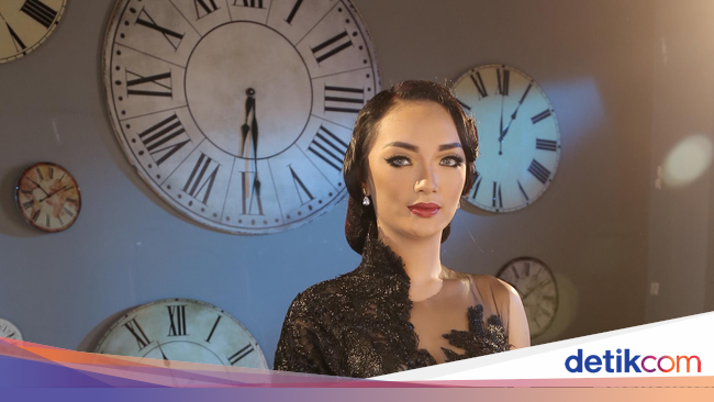 Masih Sedih soal Trio Cecepi, Zaskia Gotik-Ayu Ting Ting 