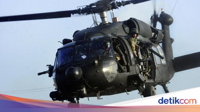 Helikopter Black Hawk Dikirim ke Tengah Demo di Washington Helikopter Black Hawk Dikirim ke Tengah Demo di Washington