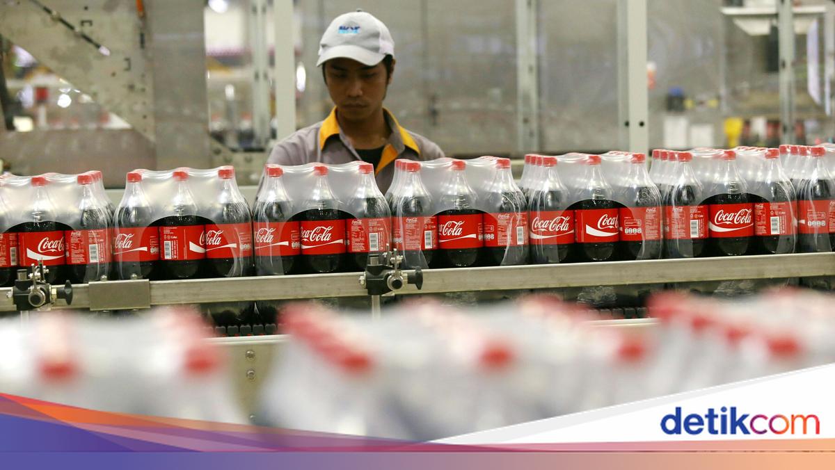Coca-Cola Philippines Lays Off 75 Employees: HQ Impacted Coca-Cola Philippines Lays Off 75 Employees: HQ Impacted