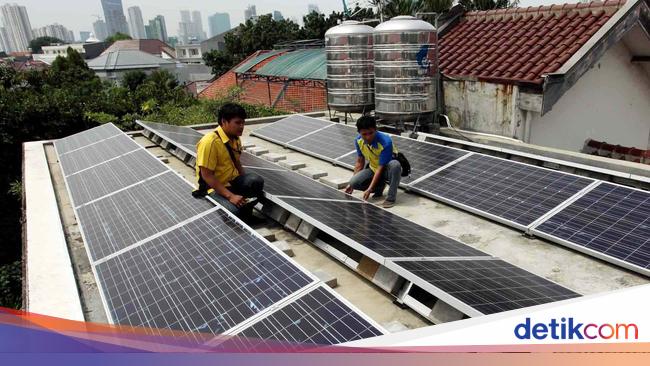 Mau Pasang Panel Surya di Atap Rumah Belinya di Mana Mau Pasang Panel Surya di Atap Rumah Belinya di Mana