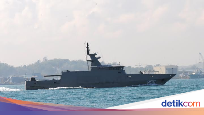 Bajak valas kargo singapura