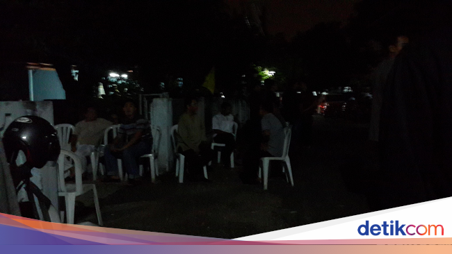 Nama Ada di Manifest, Keluarga Lettu Bayu Gelar Doa Yasinan