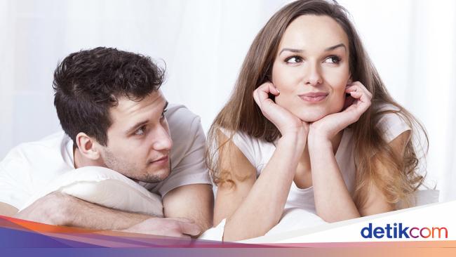 5 Posisi Bercinta Untuk Wujudkan Fantasi Liar Pasangan