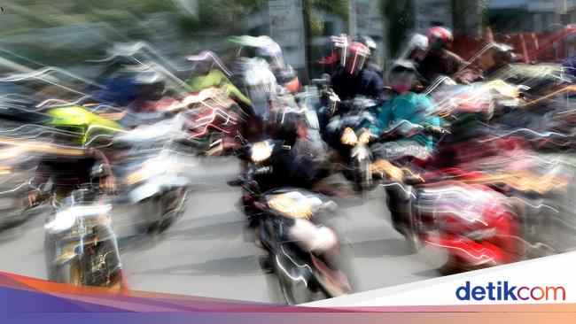  Jumlah  Sepeda  Motor  di  Indonesia  Sudah Lewati 100 Juta Unit 