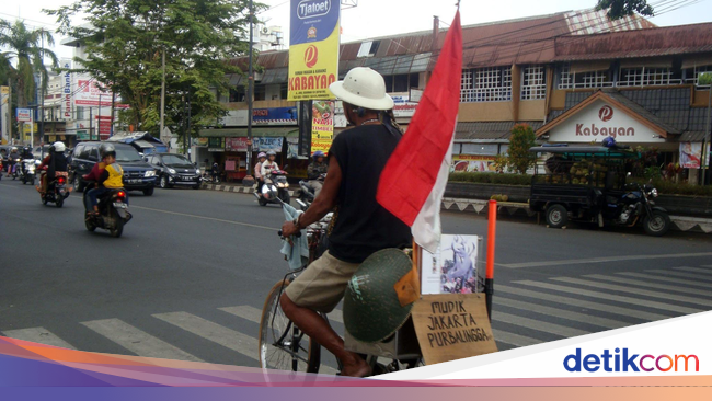 Kisah Kasan Miarja Mudik Tiga Hari Dua Malam dengan Sepeda 