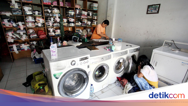 Bisnis Laundry  Baju  dan Sepatu Banjir Order di Musim Hujan Bisnis Laundry  Baju  dan Sepatu Banjir Order di Musim Hujan