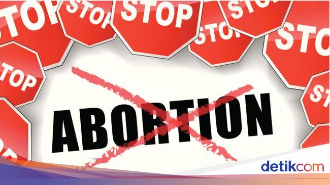 World Leaders Crowd Criticize US MA Abolishing Abortion Rights