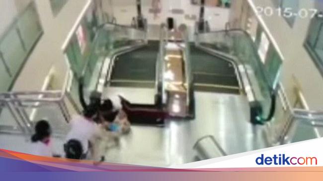 Petugas Teledor Seorang Ibu Tewas Tertelan Eskalator Mal