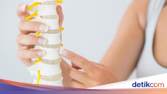 Causes of porous bones and symptoms