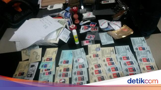 Ada Ada Saja Bisnis Haram 2 Pria Ini Memalsukan Sertifikat Pelatihan Satpam