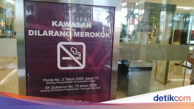 Catat 7 Tempat Ini Wajib Bebas Dari Asap Rokok