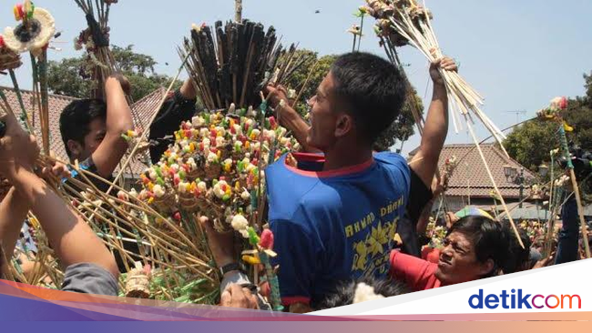 Baru Didoakan, Gunungan Gerebek Besar di Yogyakarta Sudah 