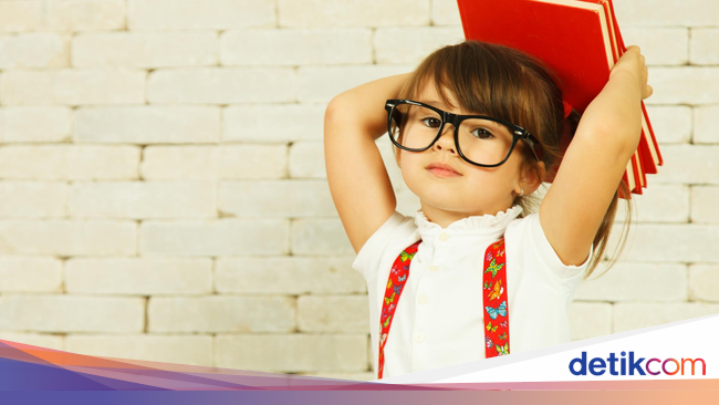 Malas Pakai Kacamata Apakah Minus pada Mata Bisa Bertambah Malas Pakai Kacamata Apakah Minus pada Mata Bisa Bertambah
