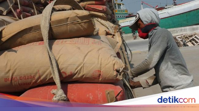 Revealed!  Semen Indonesia Imports IDR 960 Billion of Paper from Russia