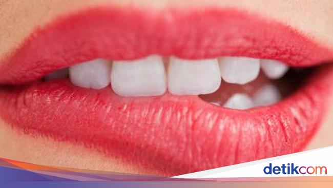 4 Penyakit Infeksi yang Bisa Menular Lewat Ciuman