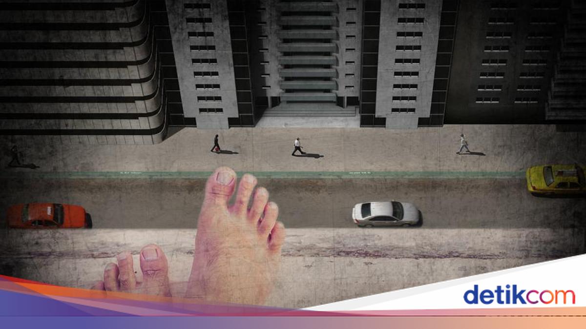 Polisi Selamatkan Wanita Hendak Bunuh Diri di Flyover Cileungsi Bogor