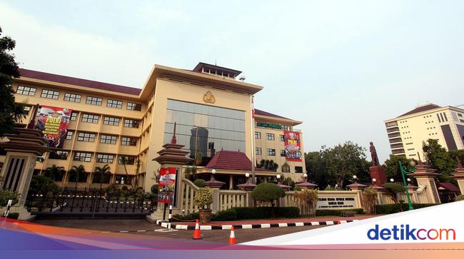 Polri Waspadai Ancaman Teror Jelang Pemilu, Singgung Ideologi Demokrasi Haram - detikNews Polri Waspadai Ancaman Teror Jelang Pemilu, Singgung Ideologi Demokrasi Haram - detikNews