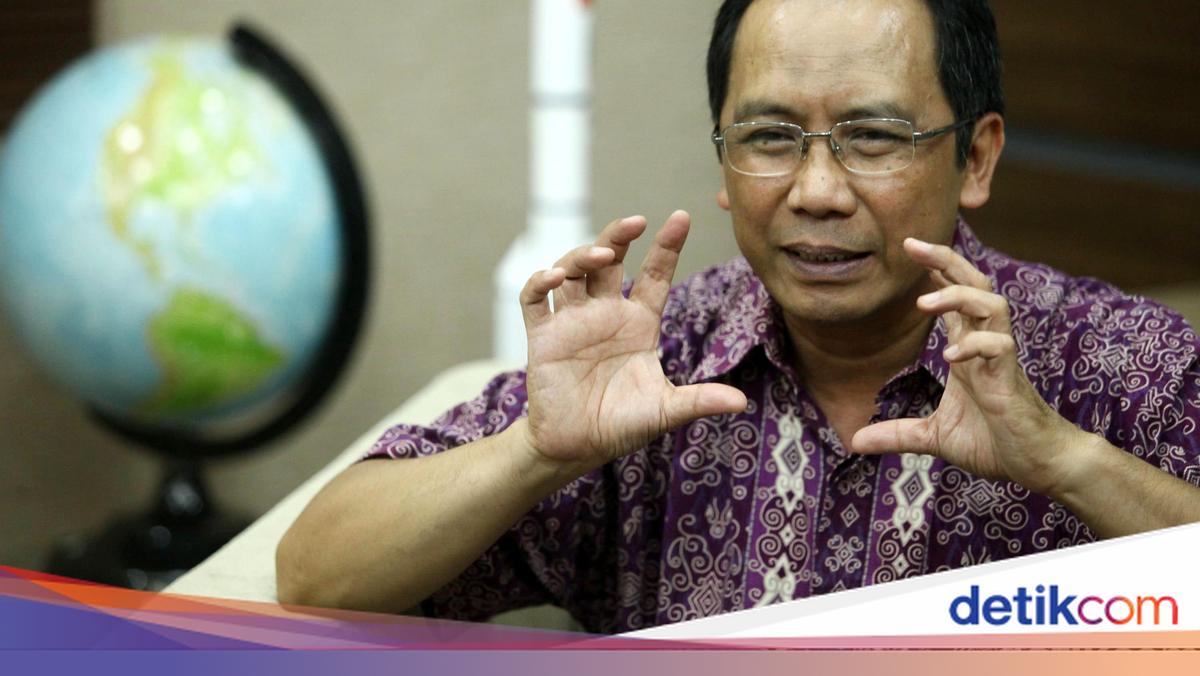 Meteor di Langit Cirebon Diduga Berukuran 3-5 Meter