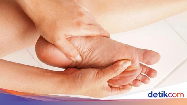 Muncul Gelembung Akibat Lecet Di Kaki Perlukah Dipecahkan
