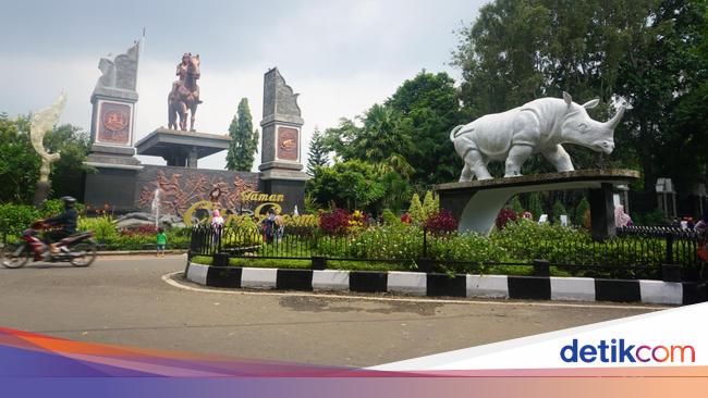 Kisah Situ Buleud Dulu Kubangan Badak Kini Jadi Taman Air