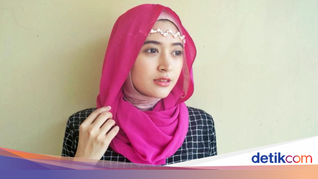 Tutorial Hijab Pashmina Sifon Natasha Farani