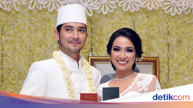 Kebahagiaan Donny Michael dan Aryani Fitriana Sah Jadi 