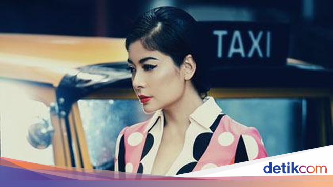 Sigi Wimala Alami Kerontokan Parah Setelah Melahirkan