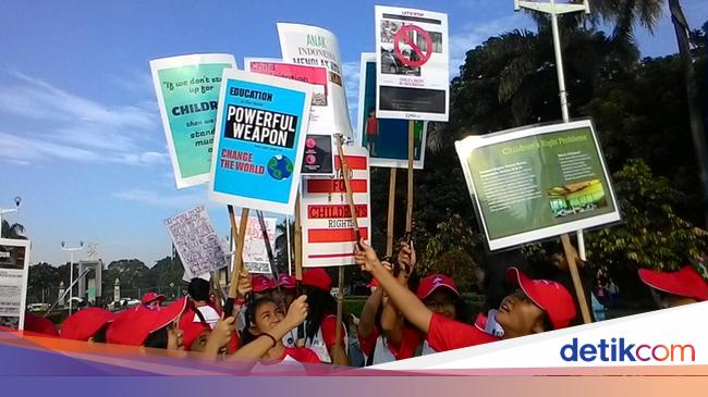 Stop Kekerasan Pada Perempuan Dan Anak Stop Kekerasan Pada Perempuan Dan Anak