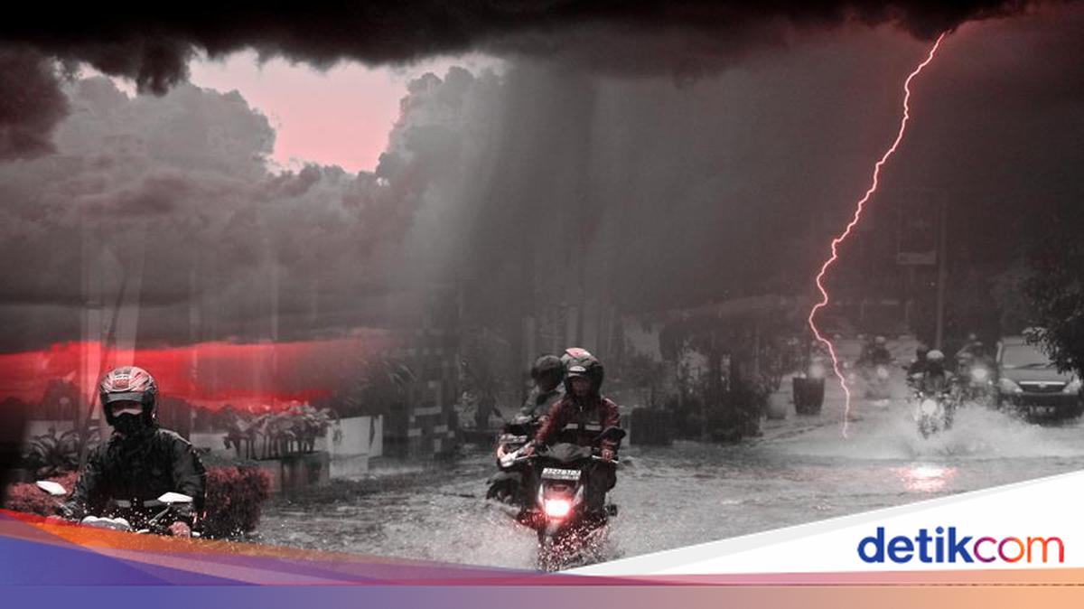 Banjir Jakarta Meluas, 10 RT dan 23 Ruas Jalan Terendam