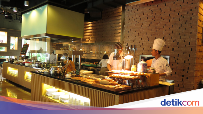 OPEN Restoran dengan Konsep Dapur Terbuka di Double Tree OPEN Restoran dengan Konsep Dapur Terbuka di Double Tree
