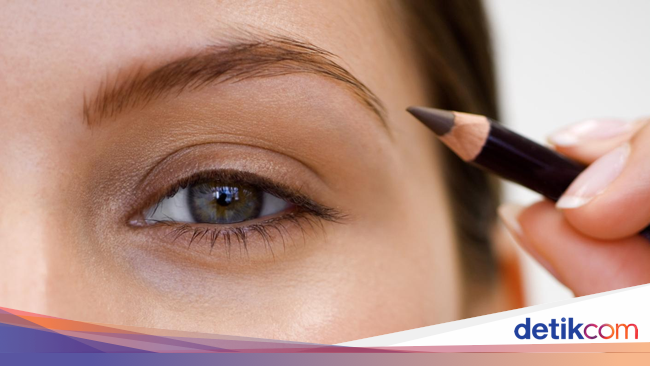 Make Up | Brilio.net Ingin Belajar Merias Alis? Ini Tipsnya untuk Para Pemula