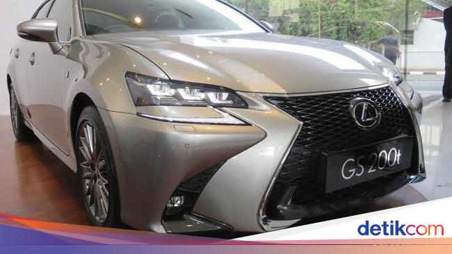 Orang Kaya Sudah Berani Lagi Beli Mobil Mewah Orang Kaya Sudah Berani Lagi Beli Mobil Mewah