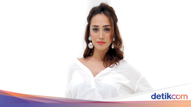 Selamat! Alexandra Gottardo Lahirkan Putri Pertama Selamat! Alexandra Gottardo Lahirkan Putri Pertama