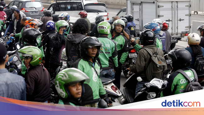 Detiknews Demo Taksi | bantah ribut dengan go jek pimpinan demo yang ribut Detiknews Demo Taksi | bantah ribut dengan go jek pimpinan demo yang ribut