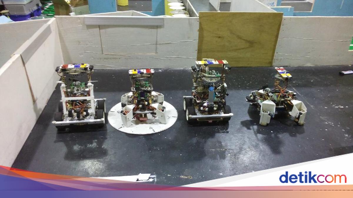 4 Robot Pemadam Api Buatan Mahasiswa Unissula akan Berlaga di Amerika