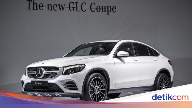 Mercy Pertimbangkan GLC Atap Buka tutup Mercy Pertimbangkan GLC Atap Buka tutup