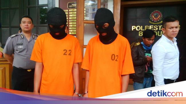 Begini Strategi Muncikari PSK Bandung Gaet Om-Om via Online