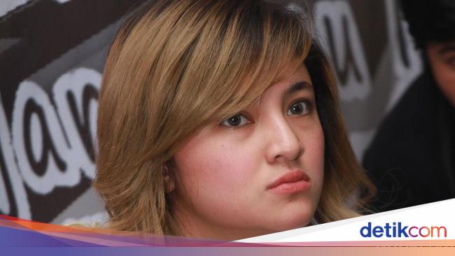 Cinta Penelope Botak Marshanda Jadi Junkie Di Film 3 Pilihan Hidup 