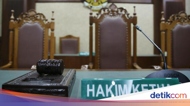 Pertimbangan Hakim Bebaskan WN China di Kasus Tambang Emas 774 Kg
