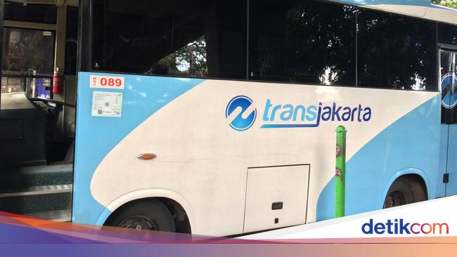 Transj Sediakan 2 Rute Bus Feeder Dari Stasiun Tebet